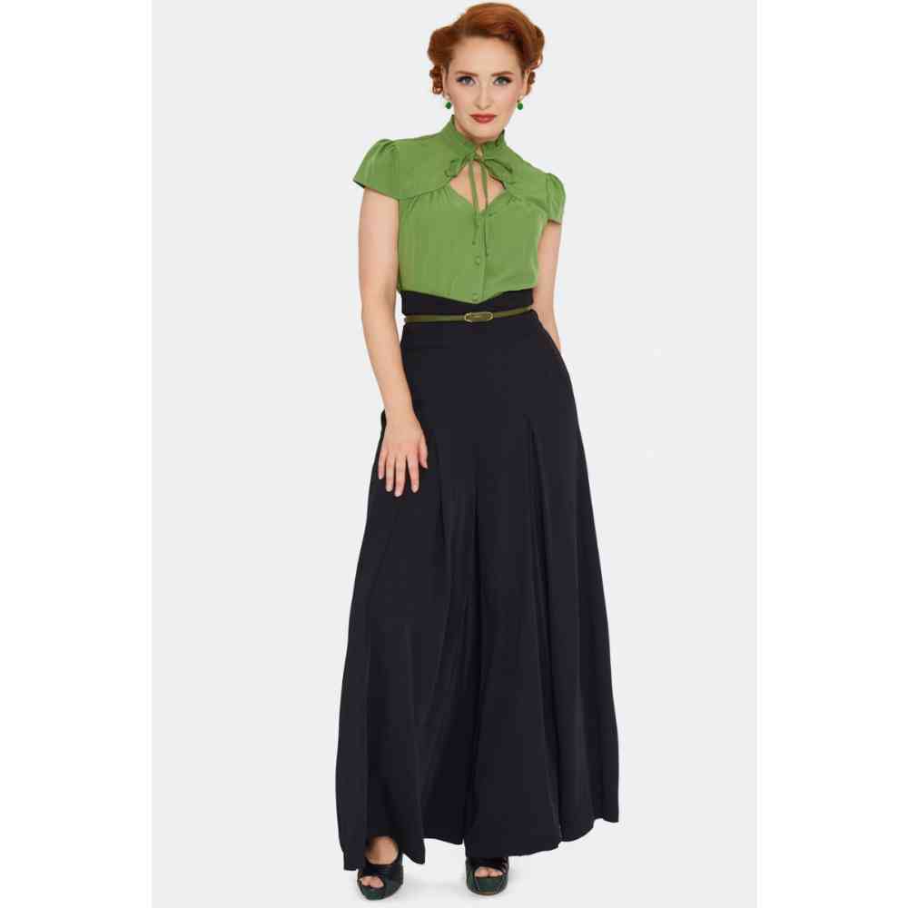 Voodoo Vixen - Ruffle Trim Tie Top - Groen